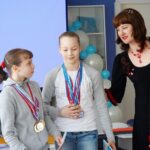 Наши прославленные выпускницы Кобелькова А., Браман С.
